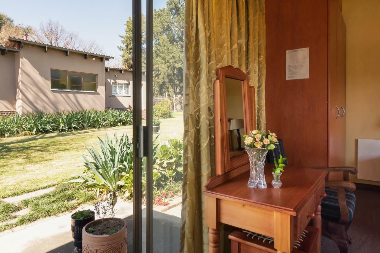 Aberfeldy Bed & Breakfast Midrand Buitenkant foto
