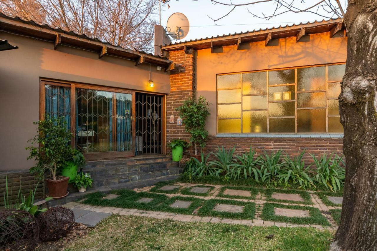 Aberfeldy Bed & Breakfast Midrand Buitenkant foto